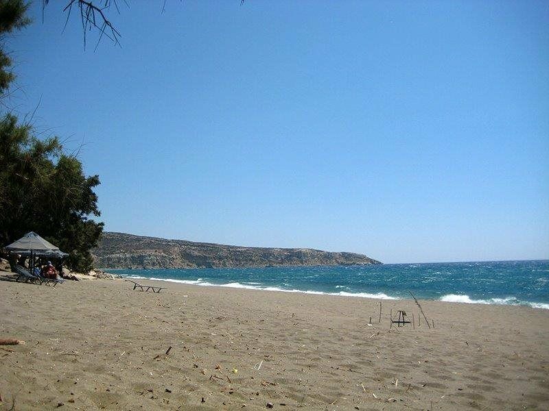 Knossos Hotel Каламаки Екстериор снимка