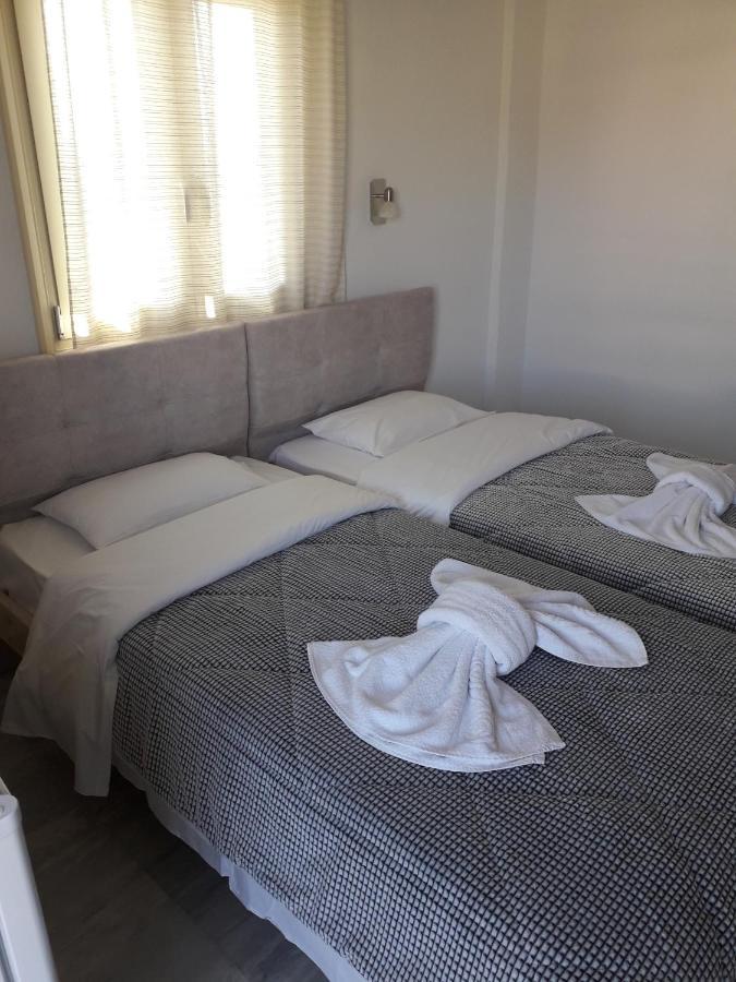 Knossos Hotel Каламаки Екстериор снимка