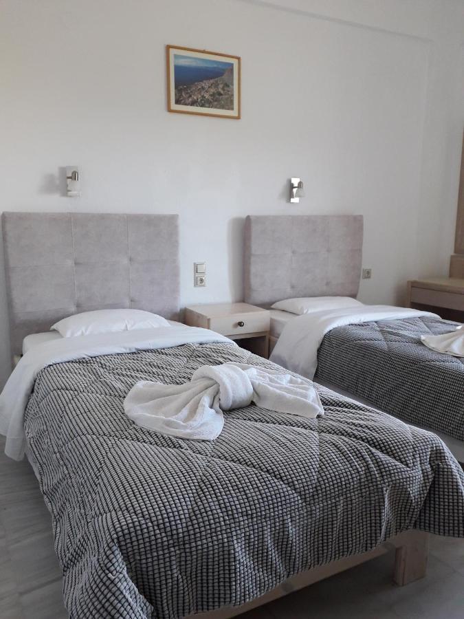 Knossos Hotel Каламаки Екстериор снимка