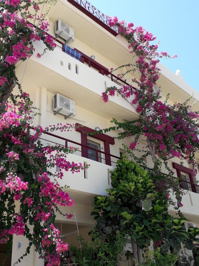 Knossos Hotel Каламаки Екстериор снимка