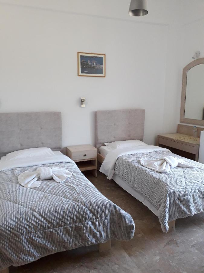 Knossos Hotel Каламаки Екстериор снимка