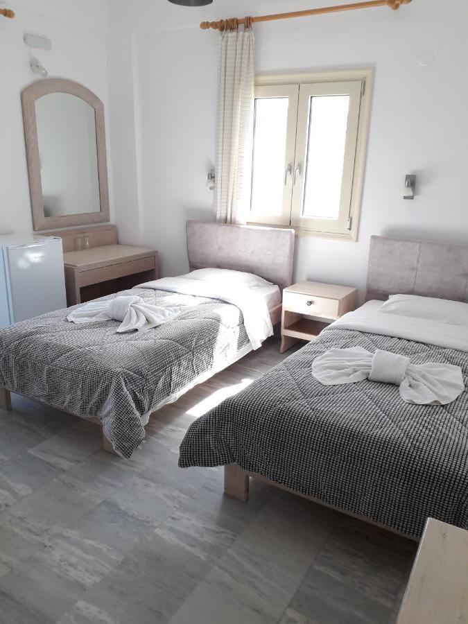 Knossos Hotel Каламаки Екстериор снимка
